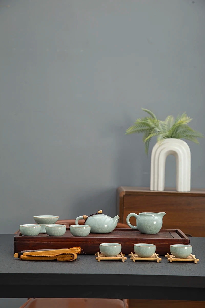 KŌHI-Home Yixing Keramik-Kung-Fu-Teeservice (27-teilig) – Chinesisches Teezeremonie-Set mit Teetablett aus Massivholz