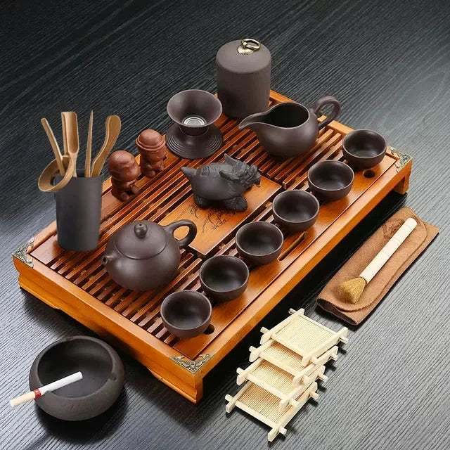 KŌHI-Home Yixing Keramik-Kung-Fu-Teeservice (27-teilig) – Chinesisches Teezeremonie-Set mit Teetablett aus Massivholz